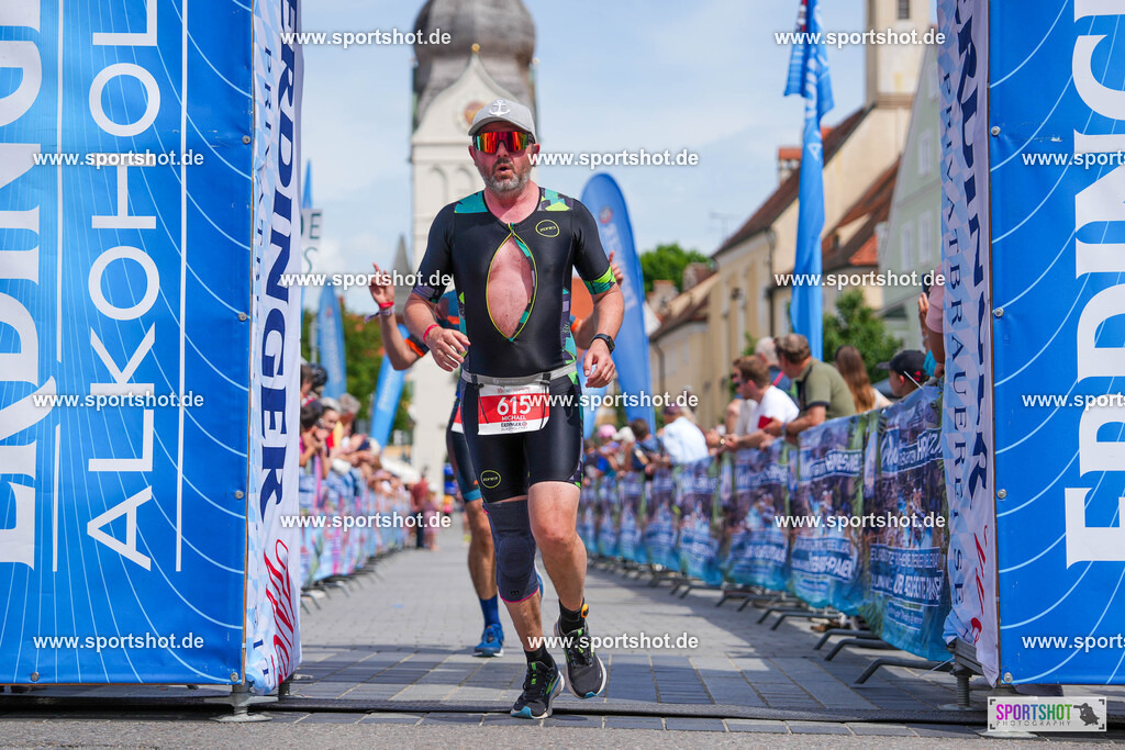 DSC05052 | Stadttriathlon Erding 2025. #yourpictrs #sportshot_your_pictrs @Sportshotphotography #stadttriathlonerding Copyright: www.sportshot.de