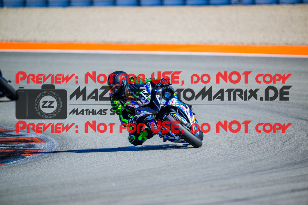 MaZZes_Fotomatrix_20260327_6007705_7079 | GRUEN