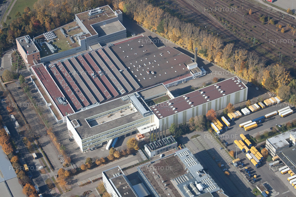 Luftbild: Karlsruhe Killisfeld, Deutsche Homöopathie-Union DHU-Arzneimittel GmbH & Co. KG im Ortsteil Durlach in Karlsruhe im Bundesland Baden-Württemberg in Deutschland. Foto: IMG_35130.jpg vom 31.10.2010 durch Werner Riehm/FLY-FOTO.de