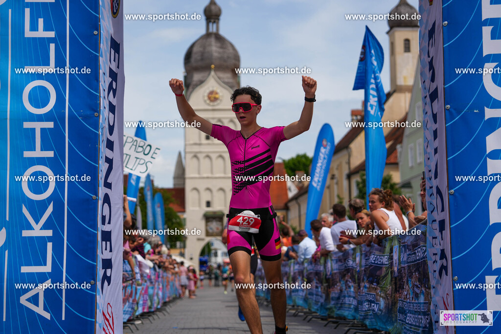 DSC04945 | Stadttriathlon Erding 2025. #yourpictrs #sportshot_your_pictrs @Sportshotphotography #stadttriathlonerding Copyright: www.sportshot.de