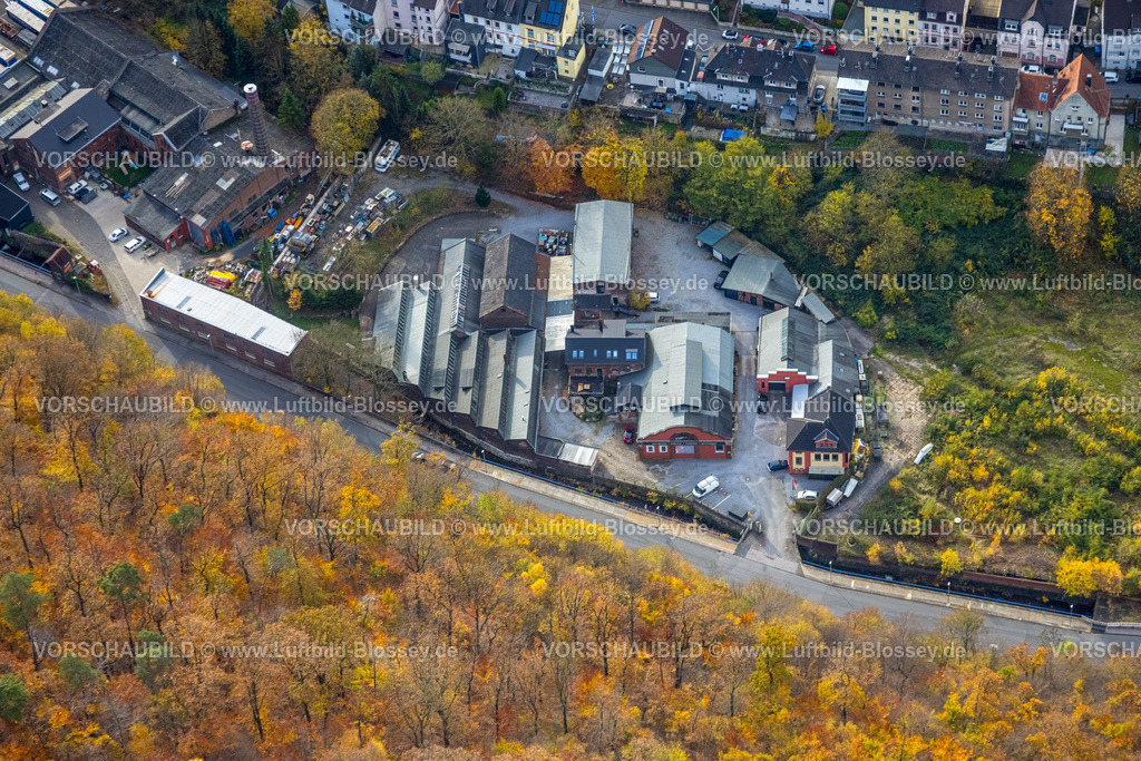 Hagen251102029 | Luftbild, Reifenpoint Hohenlimburg Autowerkstatt, herbstliche Bäume, Hohenlimburg, Hagen, Ruhrgebiet, Nordrhein-Westfalen, Deutschland