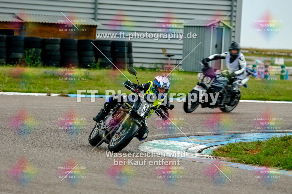 Chambley Juli-1511 | Hier findet Ihr Bilder von Touristenfahrten auf der Nürburgring Nordschleife oder von anderen Veranstaltungen die ich besucht habe. Viel Spass beim Durch Schauen 