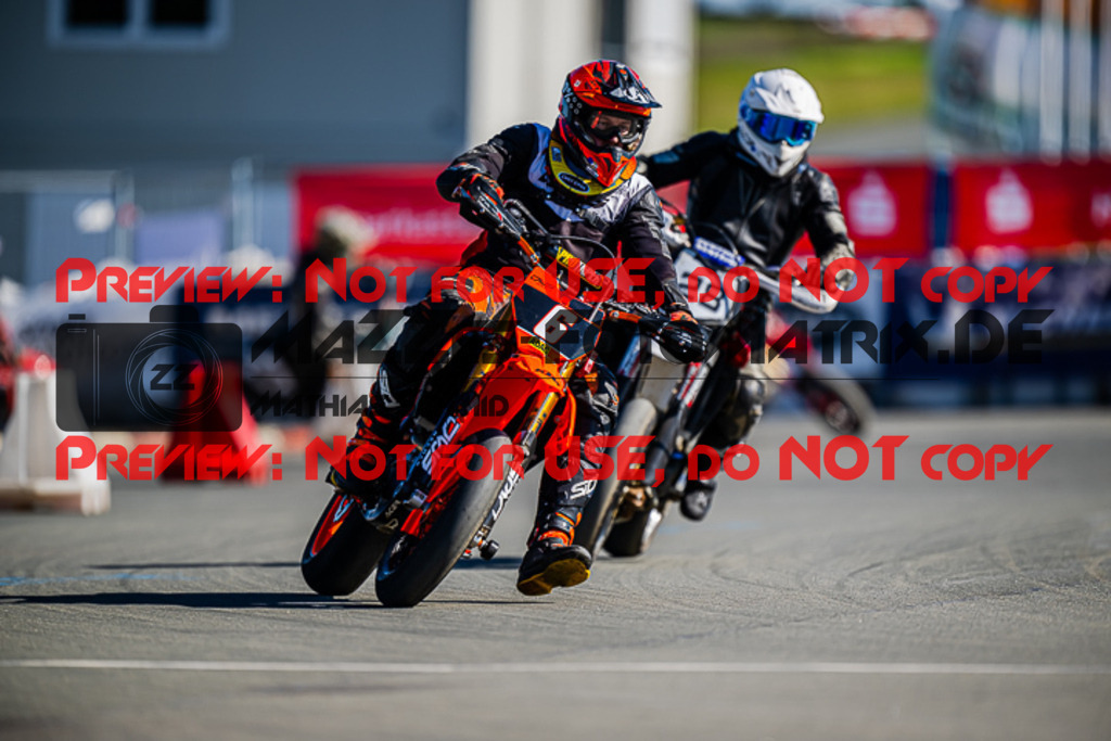 MaZZes_FotoMatrix_220903_1138 | S4