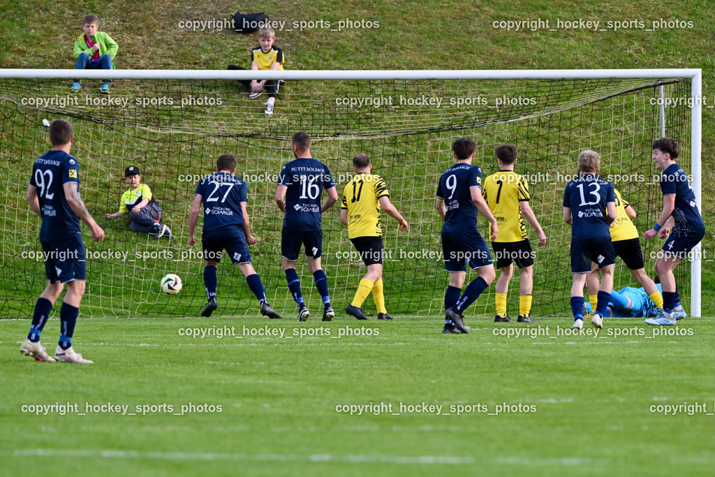 FC Faakersee vs. FC Dölsach | Tor FC Dölsach, #4 Yannick Finn Brandner FC Dölsach, #13 Tobias Josef Nussbaumer FC Dölsach, #38 Michael Lessiak FC Faakersee, #7 Felix Michael Bachlechner FC Faakersee, #9 Philipp Hochegger FC Dölsach, #17 Matteo Scheucher FC Faakersee, #27 David Mietschnig FC Dölsach, FC Faakersee vs. FC Dölsach, FC Faakersee vs. FC Dölsach am 20.04.2025 in Finkenstein (Sportplatz Finkenstein), Austria, (Photo by Bernd Stefan)