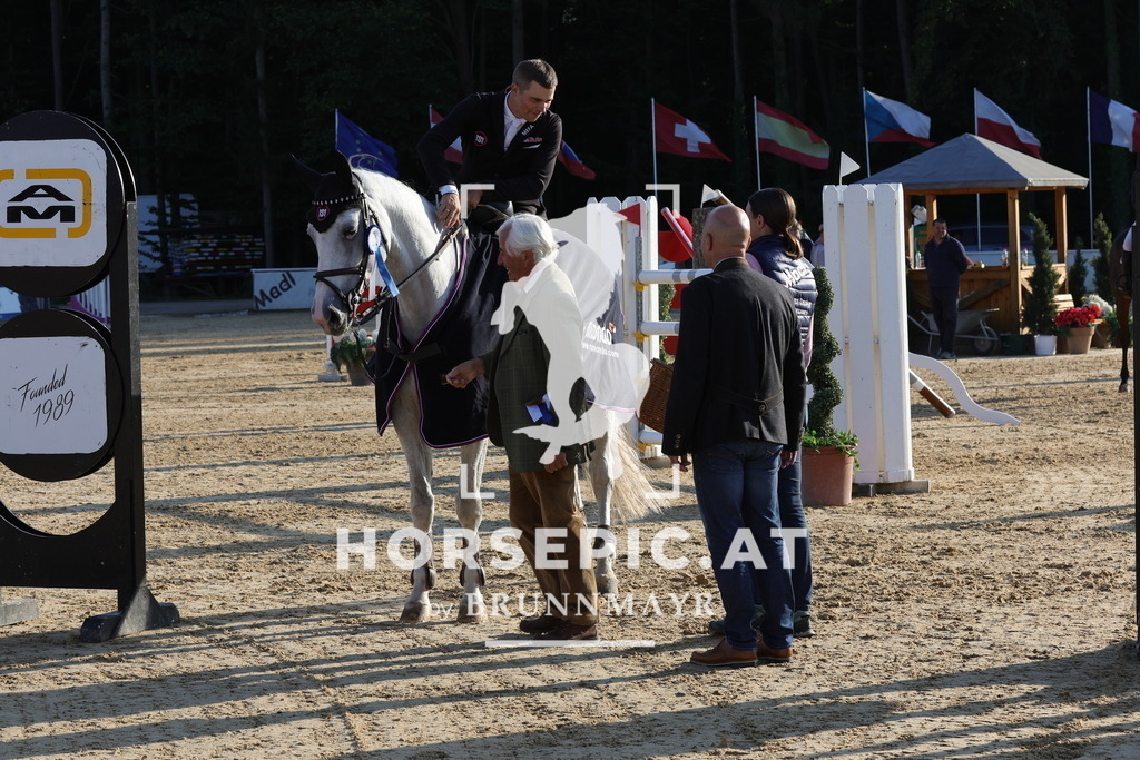 0P6A8307 | Willkommen bei Brunnmayr - Design & Fotografie – Ihrem Spezialisten für Reitturniere und Pferdeveranstaltungen in Oberösterreich, Salzburg und Bayern! Seit über 17 Jahren sind wir leidenschaftlich dabei.