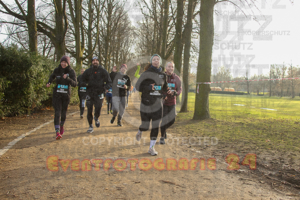 241231_1025_EV4_4219 | Sportfotografie im Rhein-Sieg Kreis, Köln, Bonn, NRW, Rheinland Pfalz, Hessen, etc. Unser Tätigkeitsfeld umfasst den Laufsport vom Volkslauf über den Marathon, Duathlon, Triathon bis zum Ultralauf wie Kölnpfad Ultra oder Schindertrail.