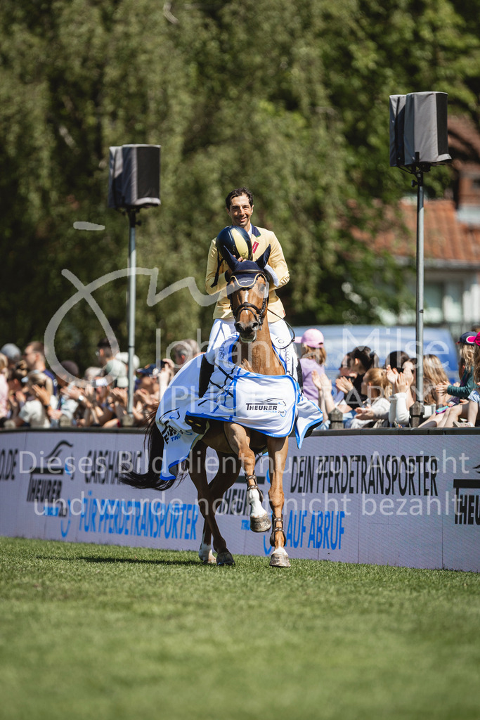 240510_Hamburg_YoungsterTour8y-221 | Deine schönsten Turniermomente als professionelle Fotos! Entdecke hochwertige Pferdesport-Fotografie im Online-Shop. Jetzt Fotos finden & bestellen!