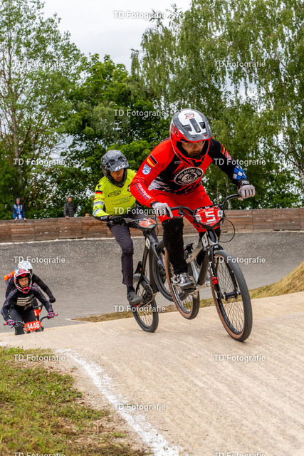BayBMX2026-05293 | Fotogalerie von Thomas Dettweiler mit Eventbildern und lizenzfreien Fotos. Perfekt als Wandbild, für Büro, Website oder private Nutzung. - Realisiert mit Pictrs.com