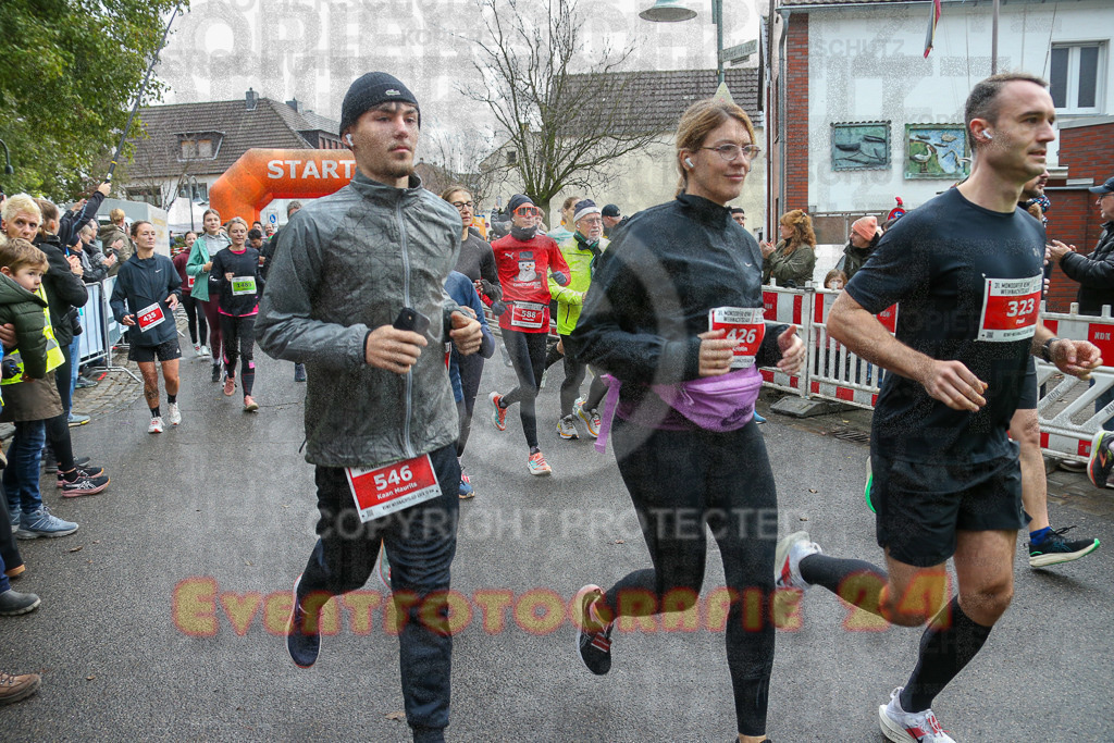 251130_1133_EX1_8022 | Sportfotografie im Rhein-Sieg Kreis, Köln, Bonn, NRW, Rheinland Pfalz, Hessen, etc. Unser Tätigkeitsfeld umfasst den Laufsport vom Volkslauf über den Marathon, Duathlon, Triathon bis zum Ultralauf wie Kölnpfad Ultra oder Schindertrail.