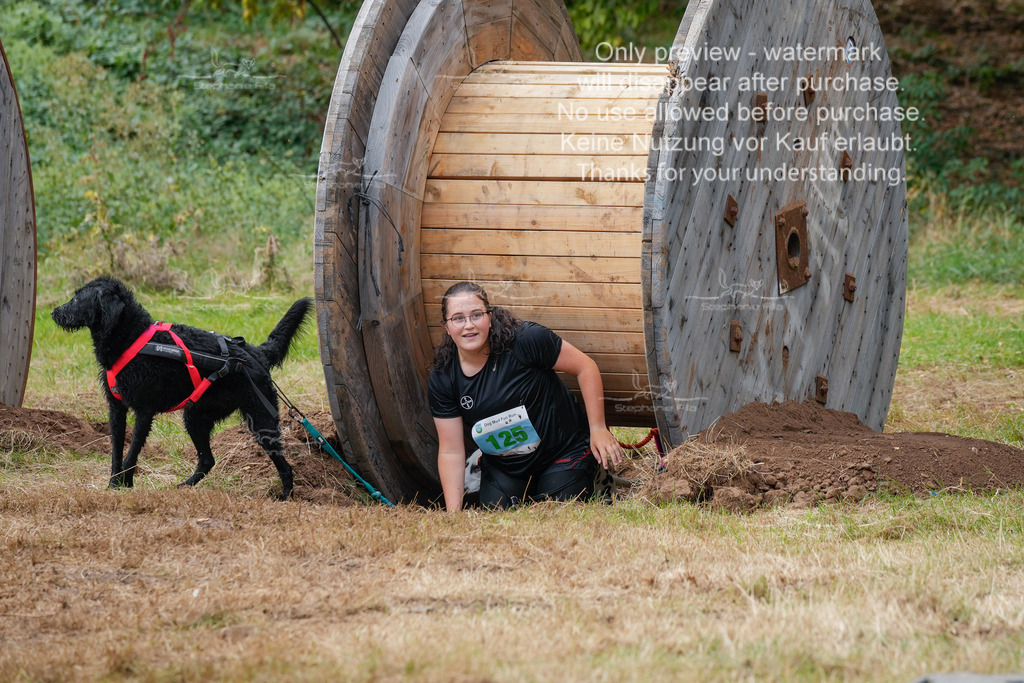 Schlamm_mit_Hund (115 von 460) | stephaniefillaphotographie - Realisiert mit Pictrs.com