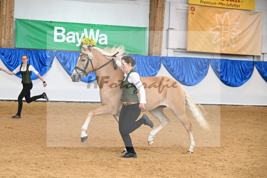 Kat-Nr. 278 Daria_Obermaier_54223211 | hf-fotografie - Realizzato con Pictrs.com