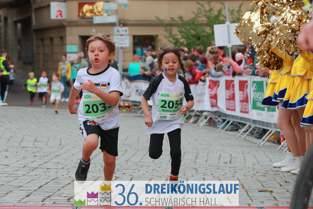 AOK Junior Cup 400m | 3Königslauf 2022 AOK Junior Cup 400m - Realisiert mit Pictrs.com