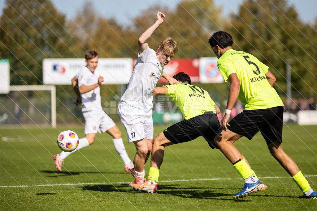 20251003_Picselweb-Fotografie_1R3_1589 | DFB Pokal 2. Runde, JFV A/O/B/H/H - SV Stuttgarter Kickers, Foto: Jörg Struwe - picselweb.de - Realisiert mit Pictrs.com