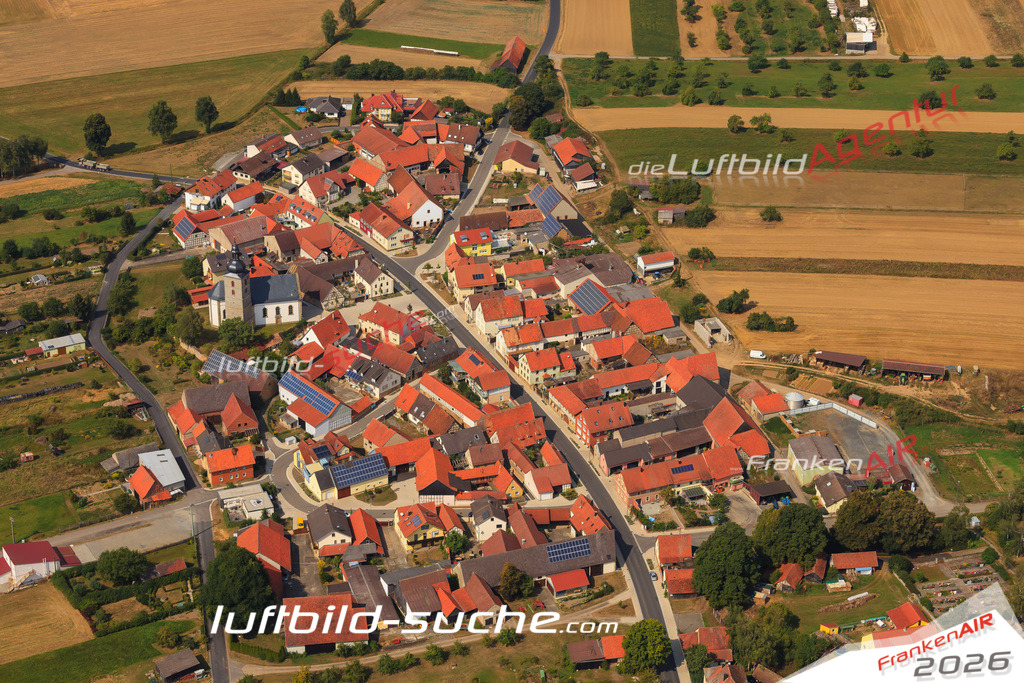 Luftbild von Wettringen  - Luftaufnahme wurde 2016 von https://frankenair.de mittels Flugzeug (keine Drohne) erstellt - die Geschenkidee