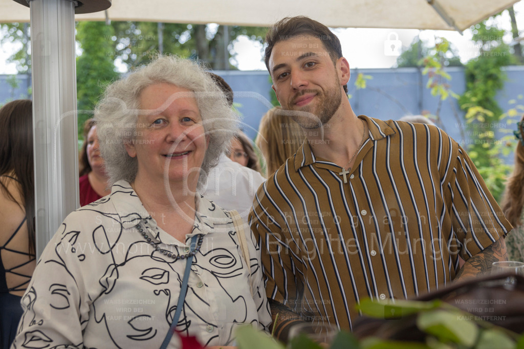 FeusiDiplomfeier_R5OO3073 | Brigitte Münger / bmsportphotography - Realisiert mit Pictrs.com