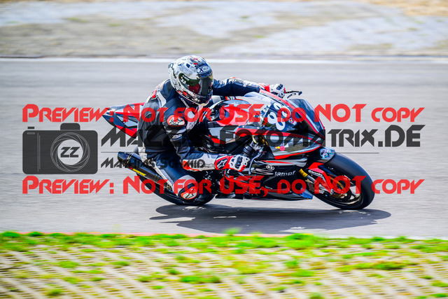 MaZZes_FotoMatrix_240911_6007705_6197 | WEISS