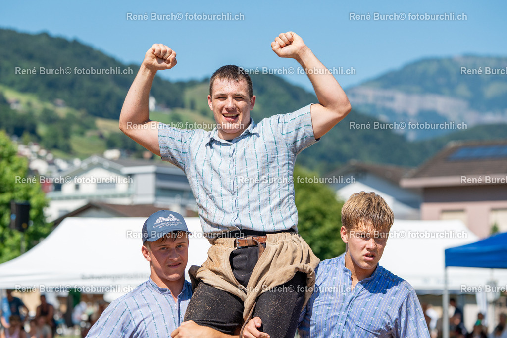 RB_08637 | René Burch leidenschaftlicher Fotograf aus Kerns in Obwalden.  Hier finden sie Sport, Landschaft und Natur Fotografie.
 - Realisiert mit Pictrs.com