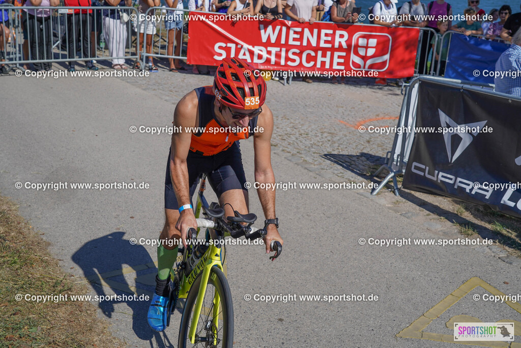 DSC00724 | Vienna Triathlon 2024                                        P3 Event                                                             #yourpictrs #sportshot_your_pictrs                 @Sportshotphotography                                     Photo Credit: www.sportshot.de
