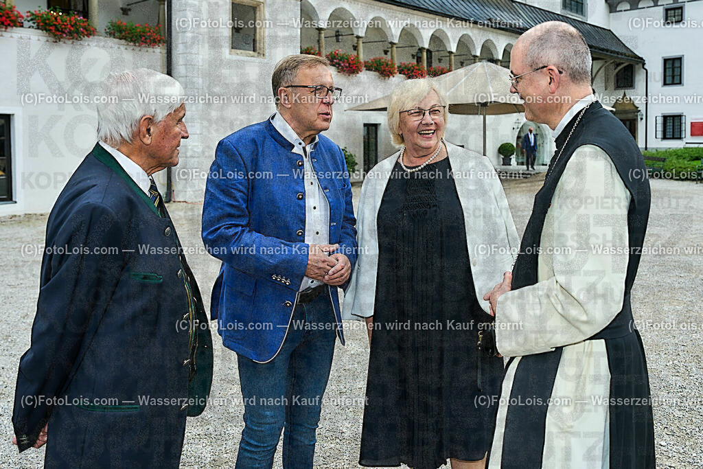 ALP0063_XXXIX_Chopin-Festival_Hildebrand-Szelag-MankaSzulik-Maurer | (C)FotoLois.com, Alois Spandl, XXXIX. internationales CHOPIN-Festival in der Kartause Gaming, Eröffnung des Festivals mit Einmarsch der Goldhaubengruppe Lackenhof mit der Musikkapelle Gaming sowie den Ehrengästen und Eröffnungsansprachen in der Barockbibliothek, Fr 4. August 2023.
