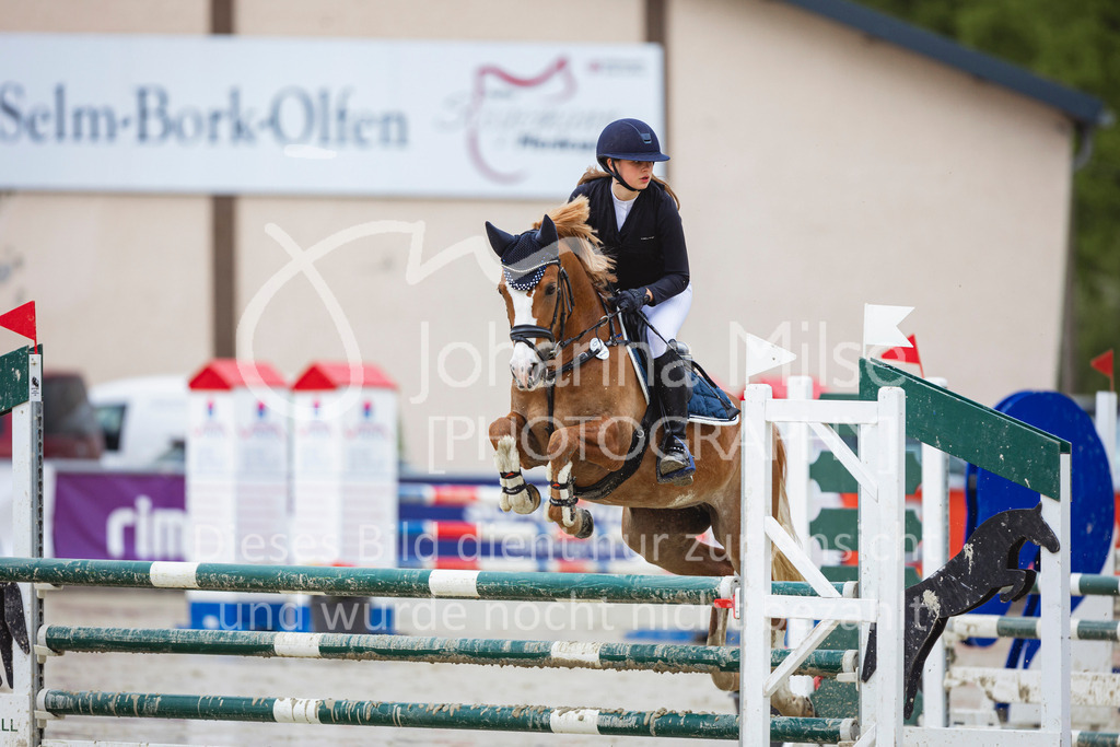 240426_Olfen-Vinnum_PonyTrophy-183 | Deine schönsten Turniermomente als professionelle Fotos! Entdecke hochwertige Pferdesport-Fotografie im Online-Shop. Jetzt Fotos finden & bestellen!