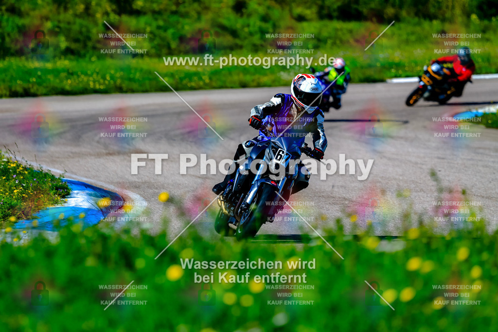 067-5530 | Hier findet Ihr Bilder von Touristenfahrten auf der Nürburgring Nordschleife oder von anderen Veranstaltungen die ich besucht habe. Viel Spass beim Durch Schauen 