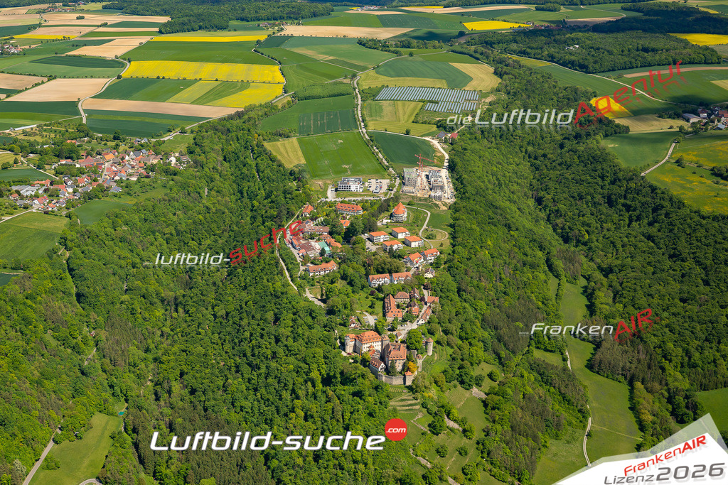 Klassische Luftaufnahme ohne Drohne zeigt:Kocherstetten bei Künzelsau - Die Luftbildaufnahme wurde 2025 vom UL-Flugzeug heraus erstellt ( keine Drohne ) - Hochauflösende Luftaufnahme -Nicht vergleichbar mit Google Maps oder Satelittenbilder- Die Geschenkidee !Mit Lizenz und Bildrechte bestellbar