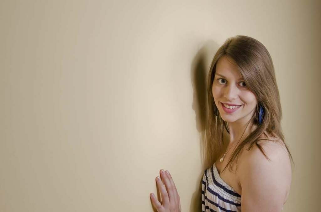 Portrait0190 | DieAugenweide Galerie, Bilder von Fotograf Ralf-Udo Thiele. Auswählen und bestellen auf verschiedenen Materialien und Größen. - Realisiert mit Pictrs.com