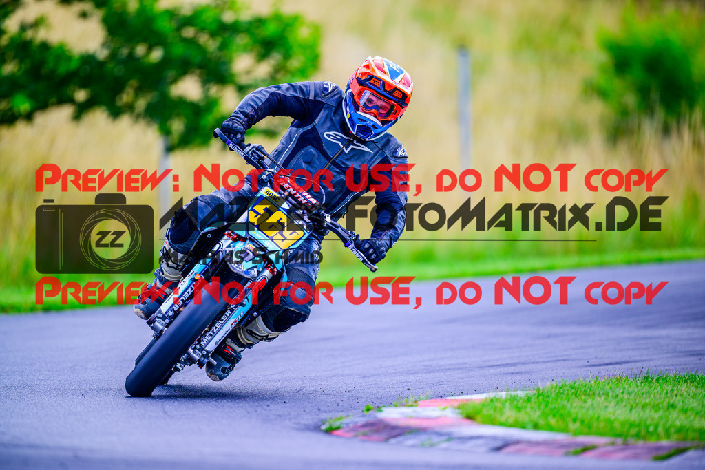 MaZZes_FotoMatrix_240713_6007705_7744 | S2