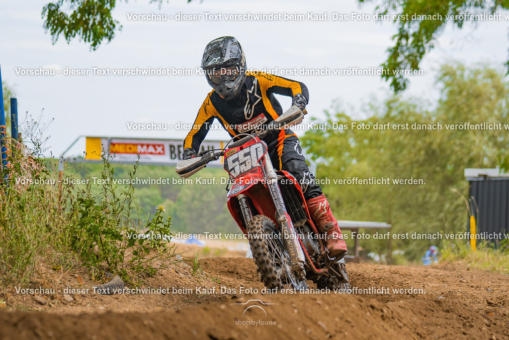 07_05_BernauerSchleife-7967 | Sportfotografin aus Berlin-Brandenburg mit Fokus auf Motocross. Ich halte deine sportliche Leistung und echte Emotionen auf und neben der Strecke professionell fest. Entdecke die Fotos von deinem Rennen und bestelle sie direkt hier im Shop.