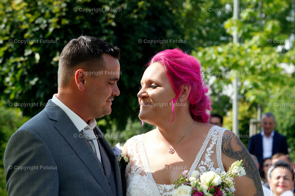 KERSTINFREDYHOCHZEIT_260822_19 | bilder, linz, photo, foto, fussball, sport, fotolui, bundesliga