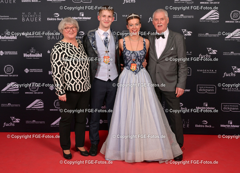 20250208-fge-hofball-0121 | Hofball der FGE am 08.02.2025 im Alten Stadttheater in Eichstätt. - Realisiert mit Pictrs.com