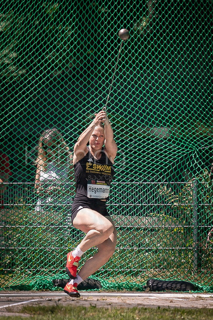 Juniorengala 2026; Mannheim, 13.06.2026 | MANNHEIM, GERMANY - JUNE 13, 2026 :  Clara Hegemann (GER/LG Stadtwerke Muenchen) competing in the women’s U20 hammer throw during the Juniorengala 2026 at Michael-Hoffmann-Stadion on June 13, 2026 in Mannheim, Germany.