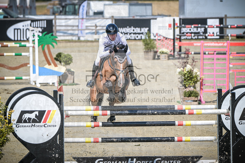 DOS_1252 | Entdecke hochwertige Reitturnierfotos von Foto Oger. Professionell, emotional und authentisch – jetzt Lieblingsmomente im Shop bestellen.Deutschlandweite Turnierfotografie. - Realisiert mit Pictrs.com