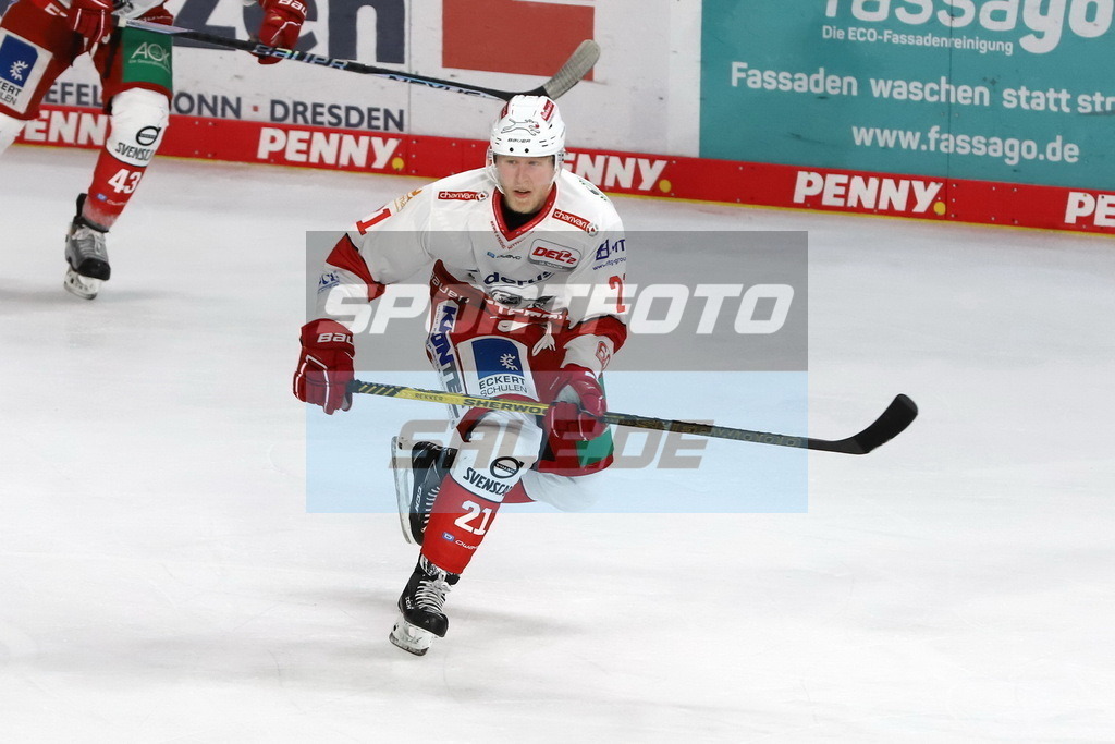 Erik Keresztury - EVR | Erik Keresztury - EVR - Realisiert mit Pictrs.com