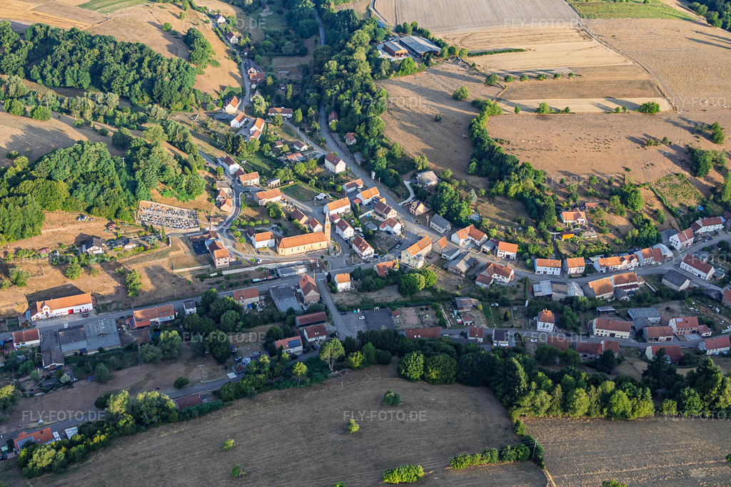 Luftbild: Ortsansicht von Südosten in Breidenbach im Bundesland Moselle in Frankreich. – Foto: IMG_158680.jpg vom 15.08.2026 durch Werner Riehm/FLY-FOTO.de – Auflösung des Originals: 6000 x 4000 px