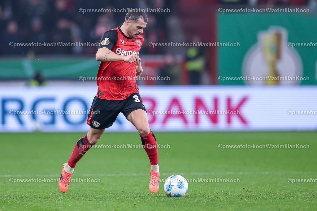 DFB05022502278 | 05.02.2025, Fußball, DFB-Pokal Viertelfinale, Bayer 04 Leverkusen - 1.FC Köln, BayArena, Saison 2024 2025: Granit Xhaka (Bayer04 Leverkusen #34)DFB regulations prohibit any use of photographs as image sequences and or quasi-video.