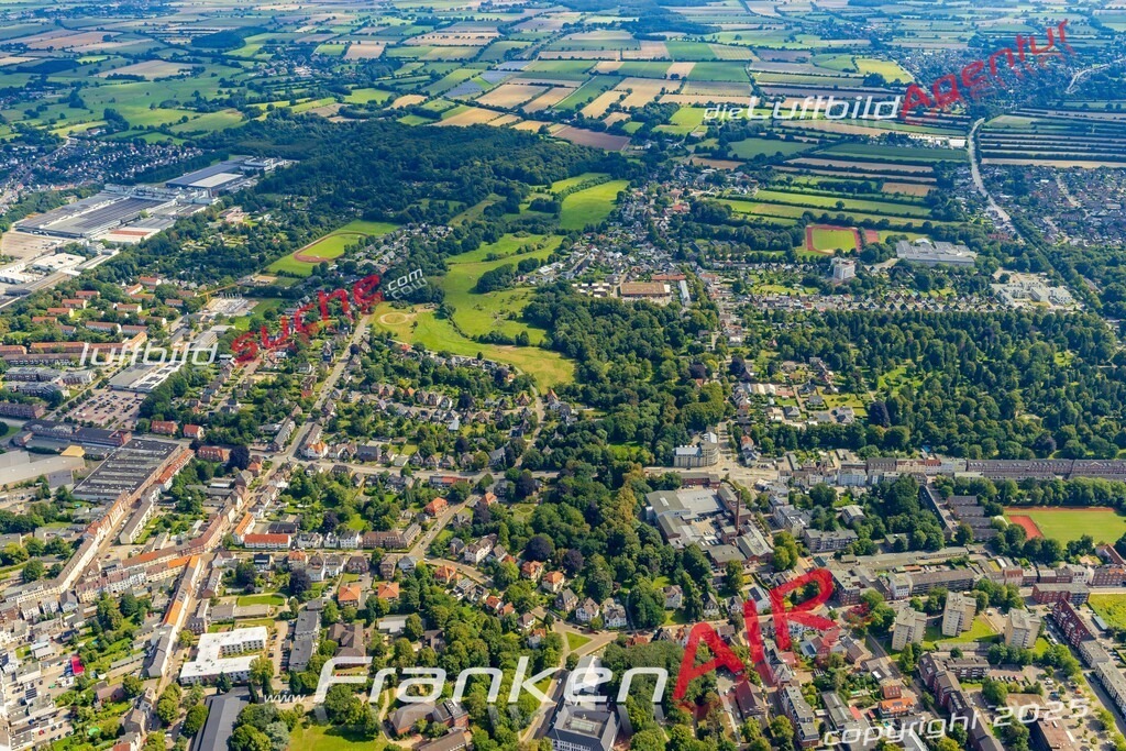 Luftaufnahme Brachenfeld Neumünster - Die Luftaufnahme wurde 2025 vom UL-Flugzeug heraus erstellt ( ohne Drohne ) - Hochauflösende Luftaufnahme - für professionelle Ausdrucke geeignet. Die Geschenkidee !Mit Lizenz und Bildrechte bestellbar