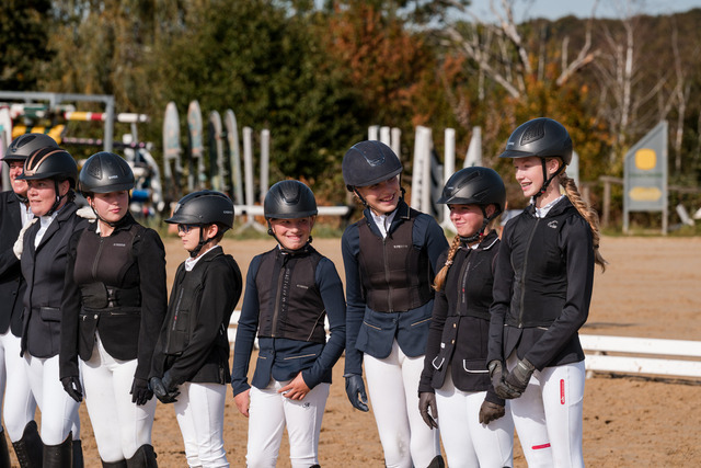 2026_10_03_Siefer-Hof_124154_Z63_56637863 | Professionelle Reitsport-, Turnier- und Eventfotografie von Robert Broda. Galerien mit ausgewählten und bearbeiteten Bildern direkt online ansehen und bestellen.