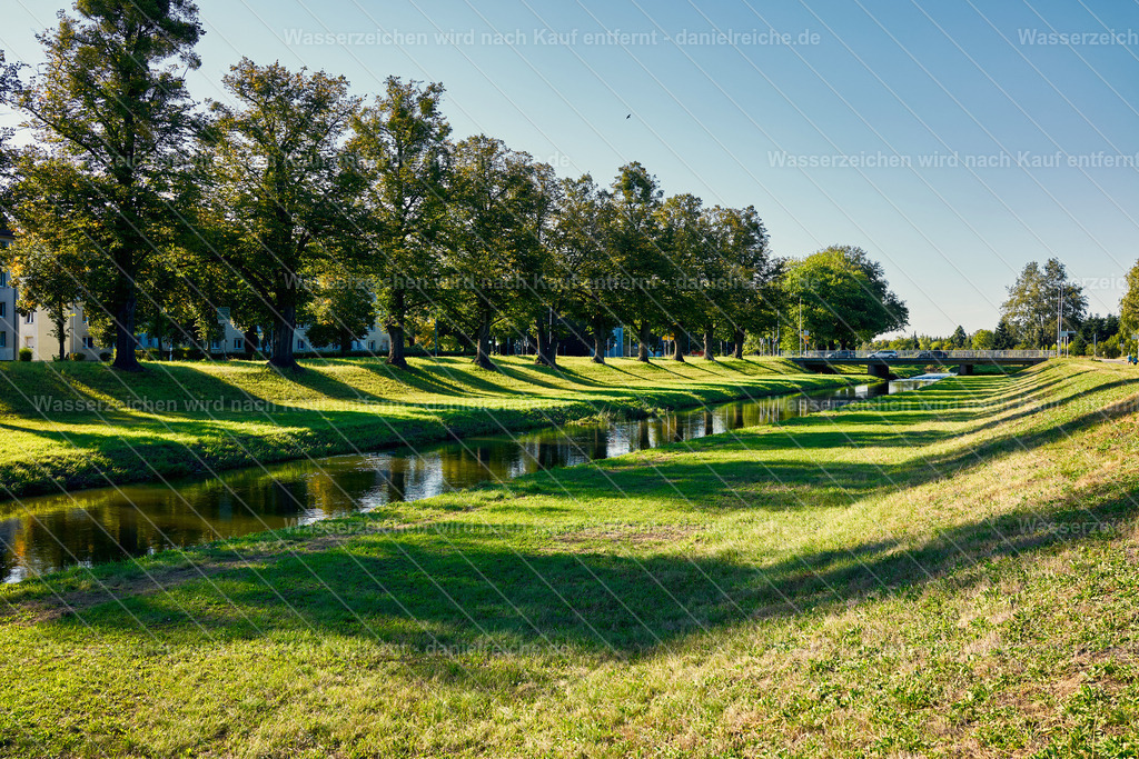 Grüner Saum Hoyerswerda - Nordteil an der Schwarzen Elster | Grüner Saum Hoyerswerda - Nordteil an der Schwarzen Elster - Realisiert mit Pictrs.com