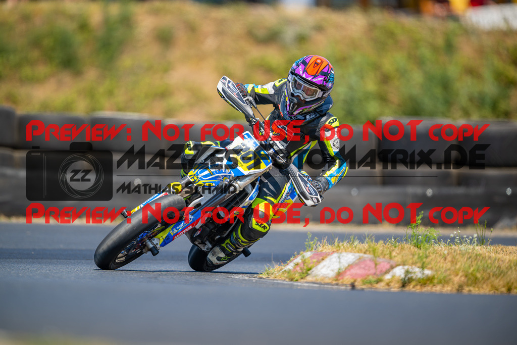 MaZZes-Fotomatrix-20260815-601864 | ROOKIES