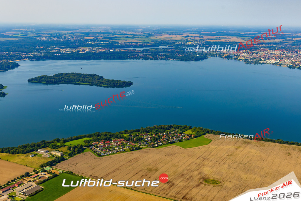 Luftbild Vs Google Maps  Schweriner Innensee  Leezen -Das Luftbild wurde 2025 vom UL-Flugzeug heraus erstellt ( keine Drohnenluftbilder ) - Hochauflösende Luftaufnahme -Nicht vergleichbar mit Google Maps oder Satelittenbilder- Die Geschenkidee !Mit Lizenz und Bildrechte bestellbar