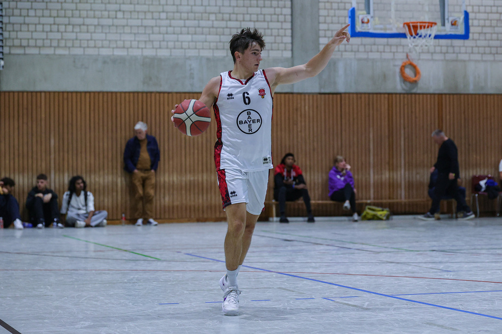 Regio Test BAYER GIANTS vs EN Baskets Schwelm-61 | Fotos von Basketballspielen aus dem Raum NRW fotografiert von Gero Mueller-Laschet und Daniel Schaefer - Realisiert mit Pictrs.com