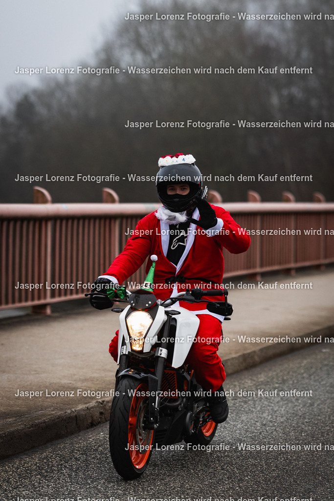 X-Mas Ride I Kiel I 2025 | Jasper Lorenz Fotografie - Realisiert mit Pictrs.com