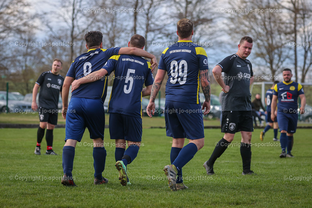 BQ3I4378 | 23.04.2023; Kreisliga C Dillenburg; Rasenplatz Hirzenhain; SSV Hirzenhain - SSG Breitscheid II; Ergebnis: 5:0 (3:0)