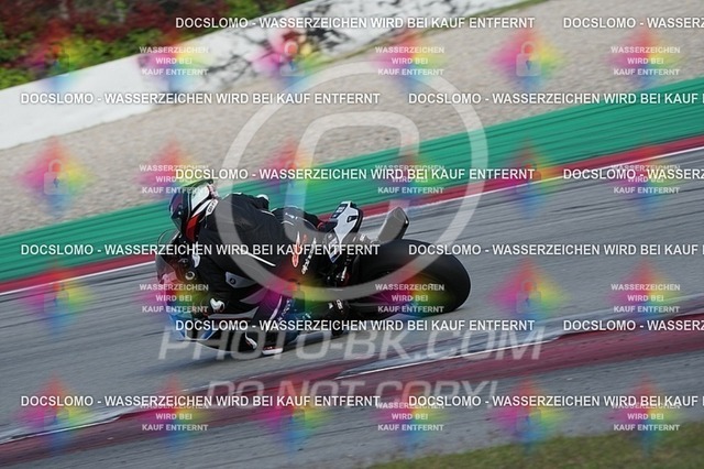2025_10_22_PBK_21840 | Sportfotografie; SlowMotion; Video; Rennstrecke; Hafeneger; Speer; Racing; RSE; BMW; CBO; Trackday; Motorsportarena; Hockenheimring; Brno; Most; Barcelona; Valencia