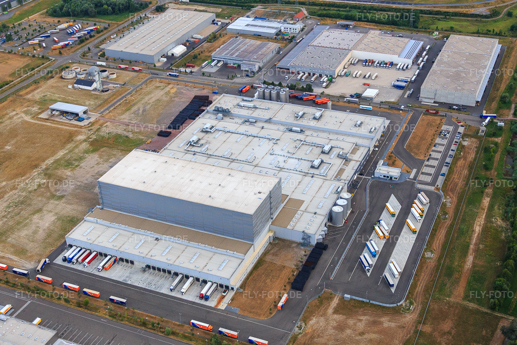 Luftbild: Pfälzer Erfrischungsgetränke GmbH in Wörth am Rhein im Bundesland Rheinland-Pfalz in Deutschland. Foto: IMG_083792.jpg vom 24.07.2015 durch Werner Riehm/FLY-FOTO.deMEG Gruppe - MEG Gruppe