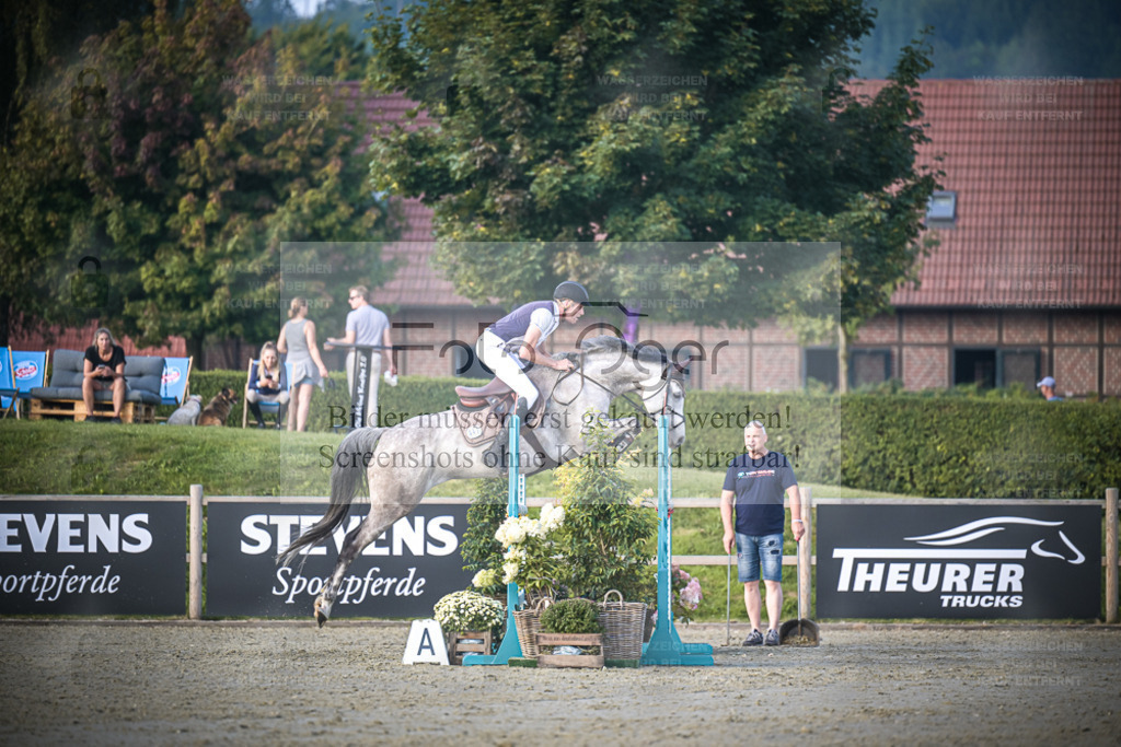 DOS_0875 | Entdecke hochwertige Reitturnierfotos von Foto Oger. Professionell, emotional und authentisch – jetzt Lieblingsmomente im Shop bestellen. - Realisiert mit Pictrs.com