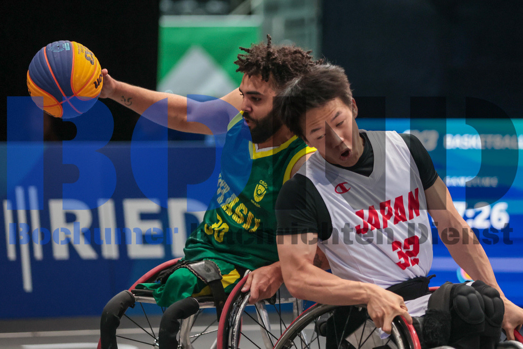 SES_TTG3X320250718-2371 | bond - Realisiert mit Pictrs.com