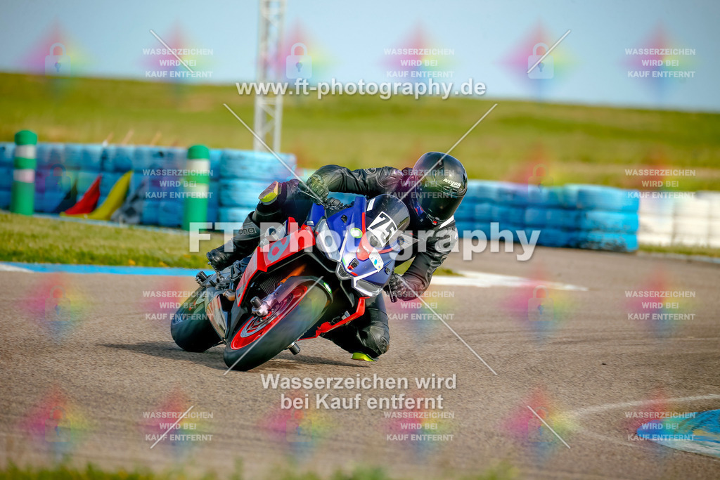 _MOT0358 | Hier findet Ihr Bilder von Touristenfahrten auf der Nürburgring Nordschleife oder von anderen Veranstaltungen die ich besucht habe. Viel Spass beim Durch Schauen 