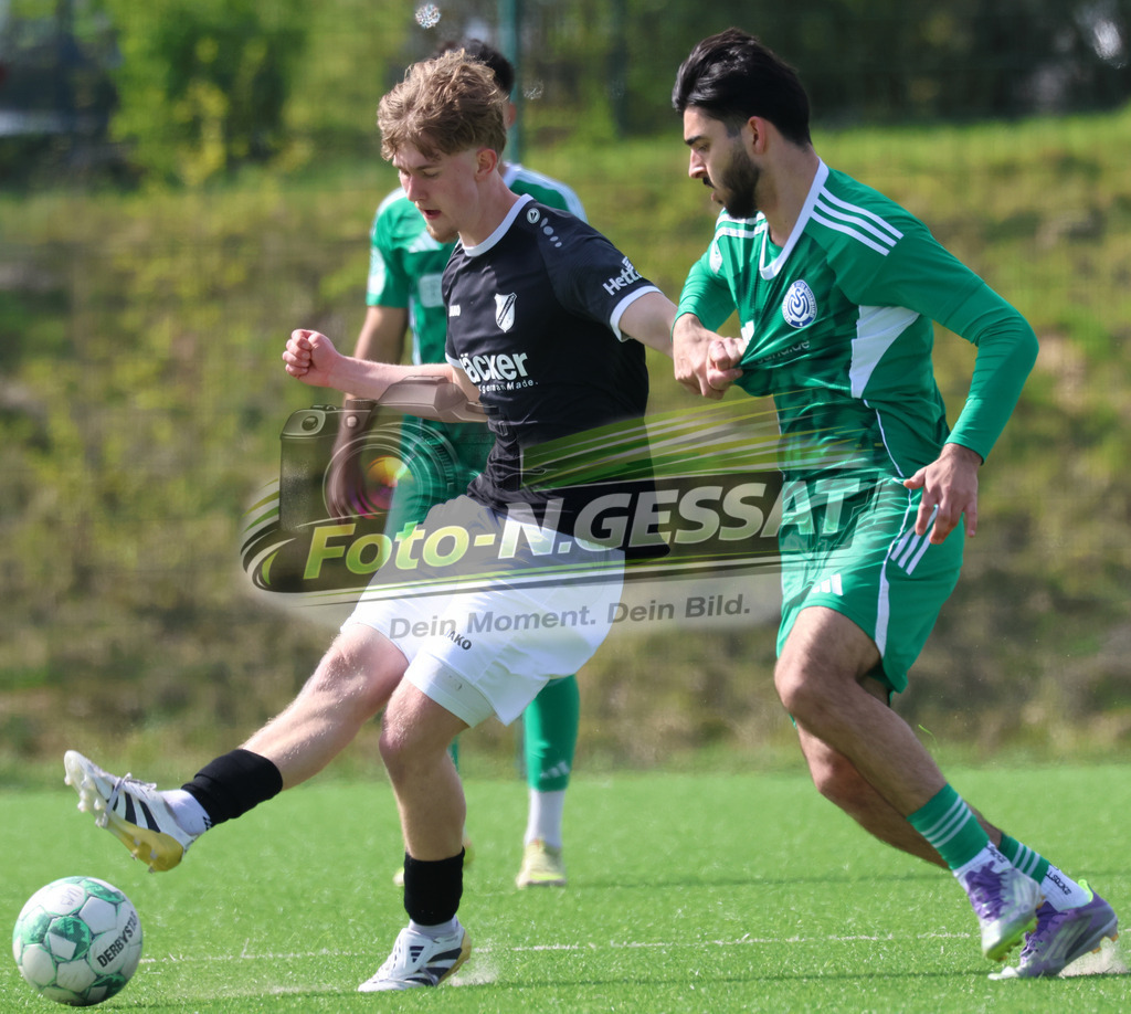 SV Rödinghausen - MSV Duisburg | Auf dem Bild zu sehen: schwarz SV Rödinghausen ; grün MSV Duisburg: SV Rödinghausen, MSV Duisburg, Saison 25/26, A-Jugend, Testspiel, Rödinghausen, Deutschland - Realisiert mit Pictrs.com